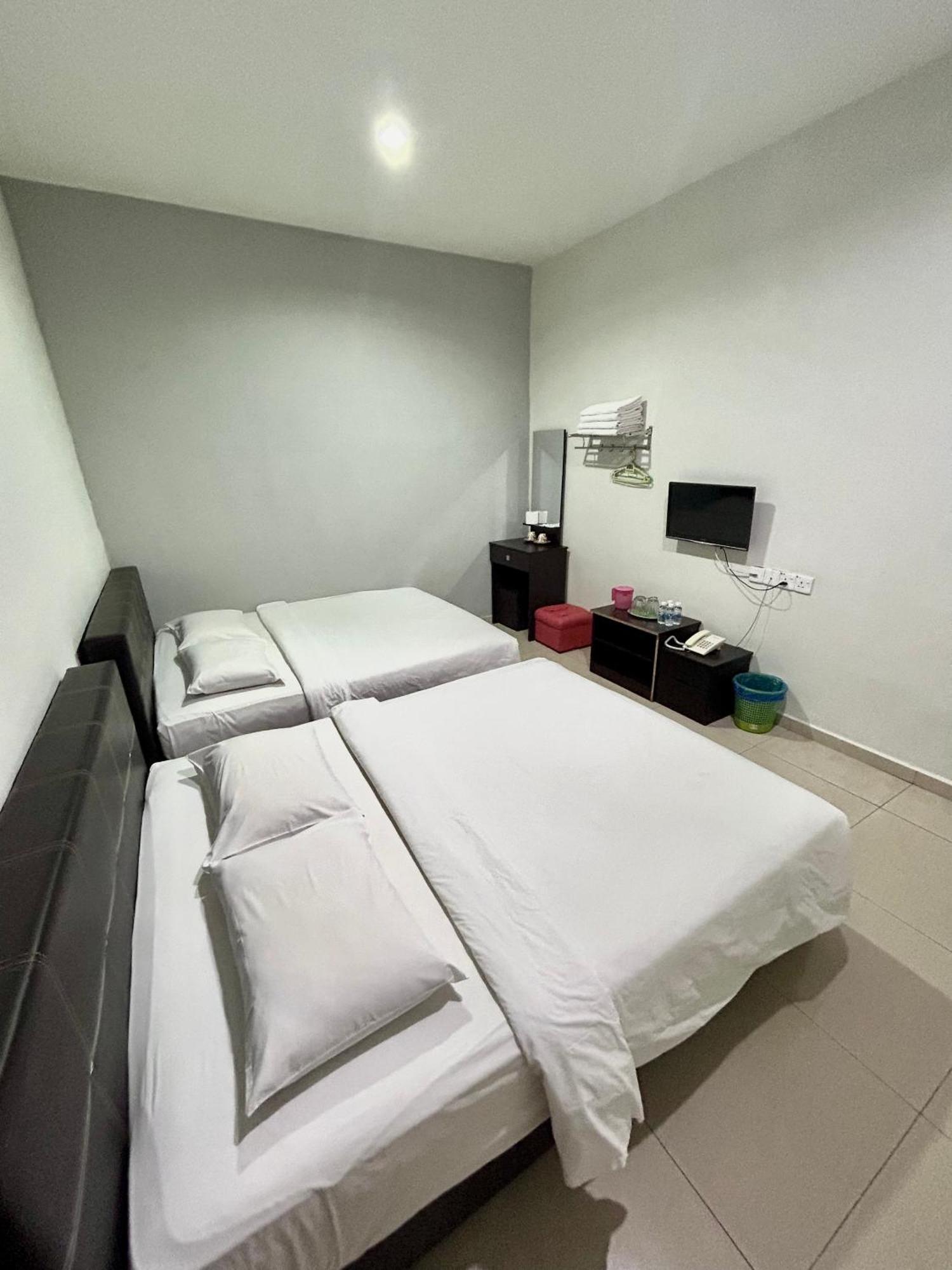 Kampong Bukit Katil Hotel Formosa Bukit Katil מראה חיצוני תמונה
