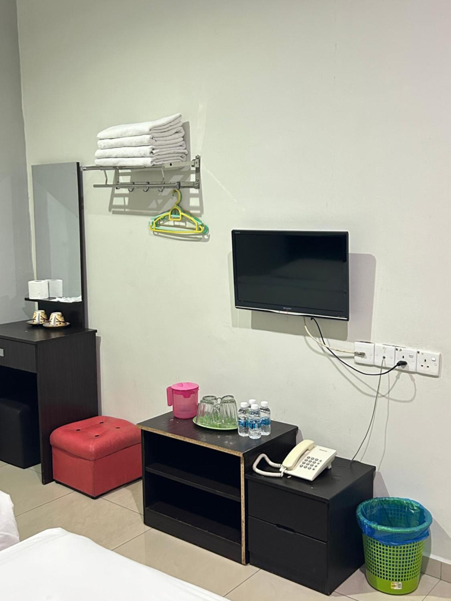 Kampong Bukit Katil Hotel Formosa Bukit Katil מראה חיצוני תמונה