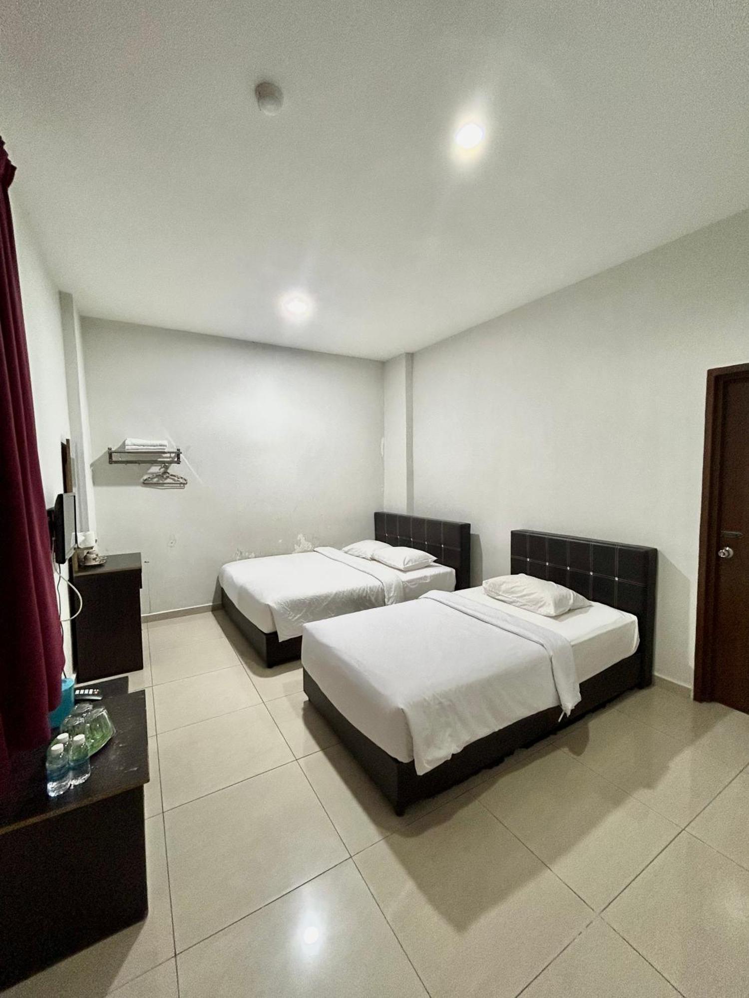 Kampong Bukit Katil Hotel Formosa Bukit Katil מראה חיצוני תמונה