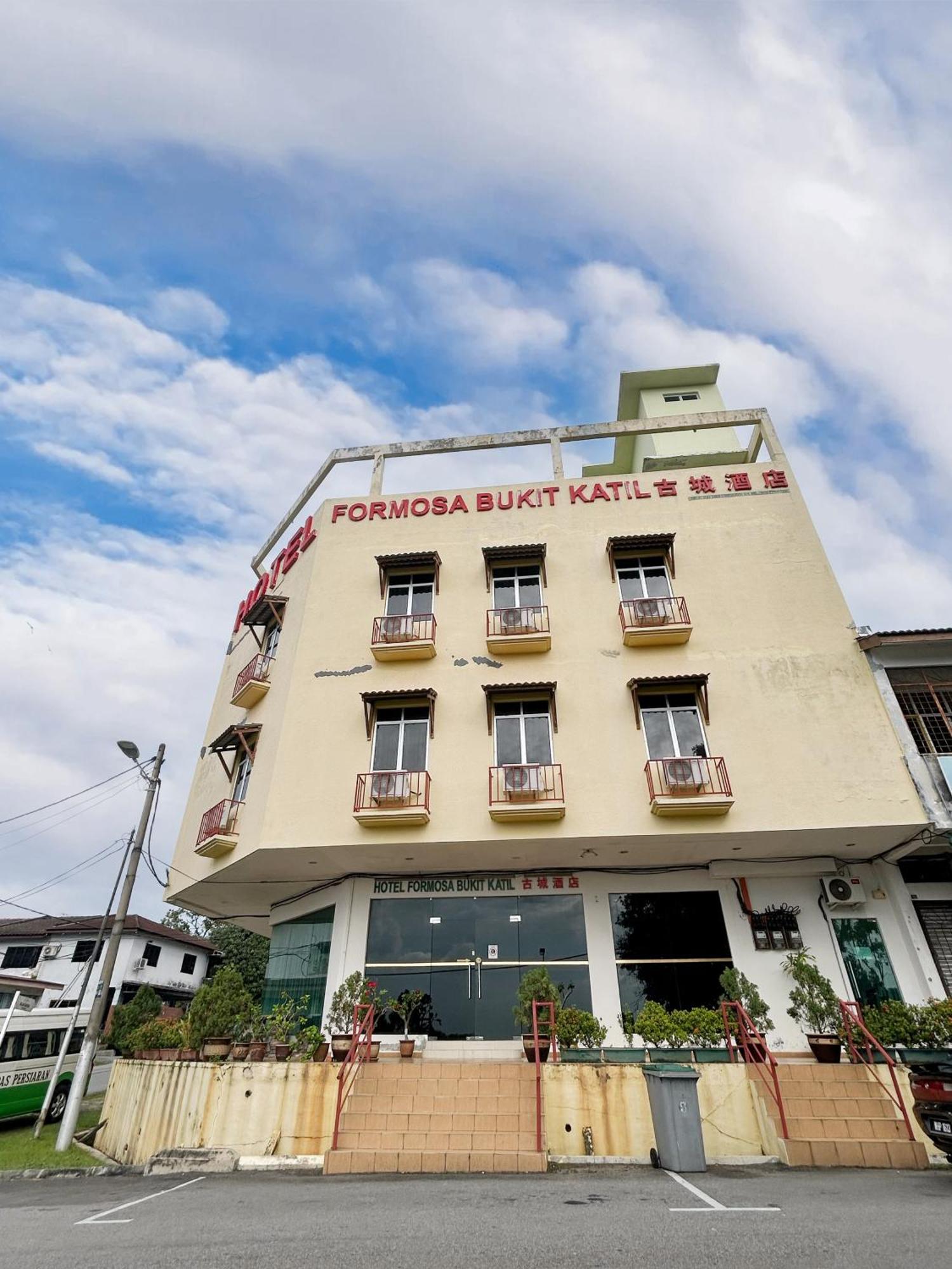 Kampong Bukit Katil Hotel Formosa Bukit Katil מראה חיצוני תמונה